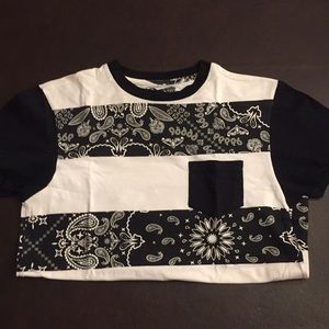 Retro Fit Pocket Tee Like new.